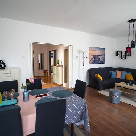 Sea Lover Apartment Zara Esterno foto