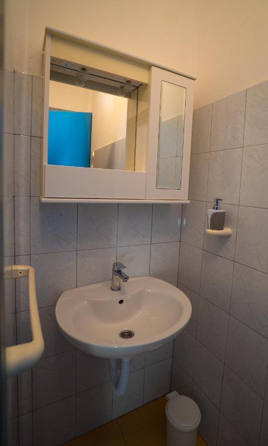 Sea Lover Apartment Zara Esterno foto